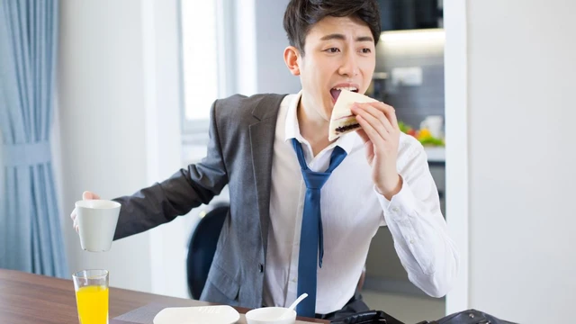 bai-viet/xu-huong-an-sang-cua-nguoi-hien-dai-the-nao-anh-huong-gi-den-suc-khoe.html