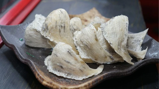 bai-viet/yen-tho-la-gi-dac-diem-gia-tri-dinh-duong-va-cong-dung-tuyet-voi.html