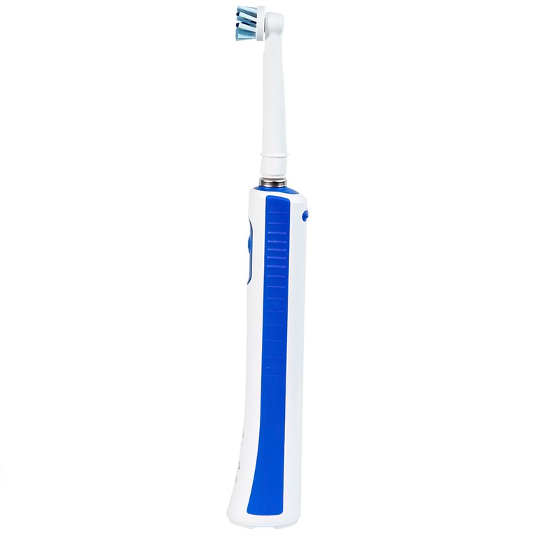 Bàn chải đánh răng điện Oral-B Pro600 D16.513 loại bỏ các mảng bám, làm sạch răng và khoang miệng cho người lớn