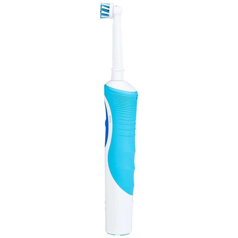 Bàn chải đánh răng điện Oral-B Vitality Crossaction Blue làm sạch mảng bám trên răng