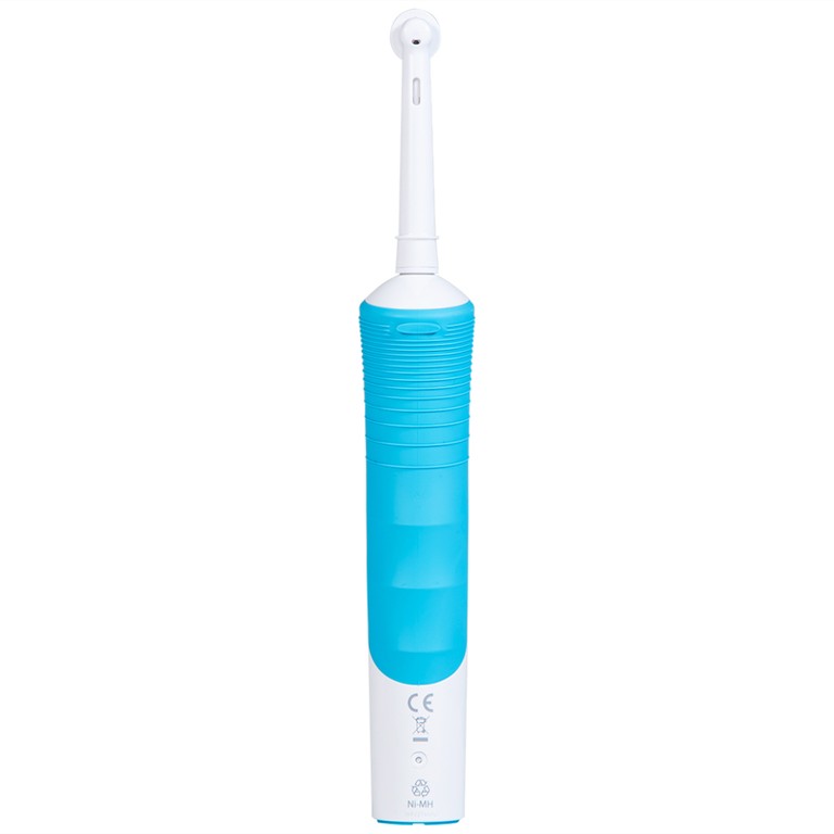 Bàn chải đánh răng điện Oral-B Vitality Crossaction Blue làm sạch mảng bám trên răng