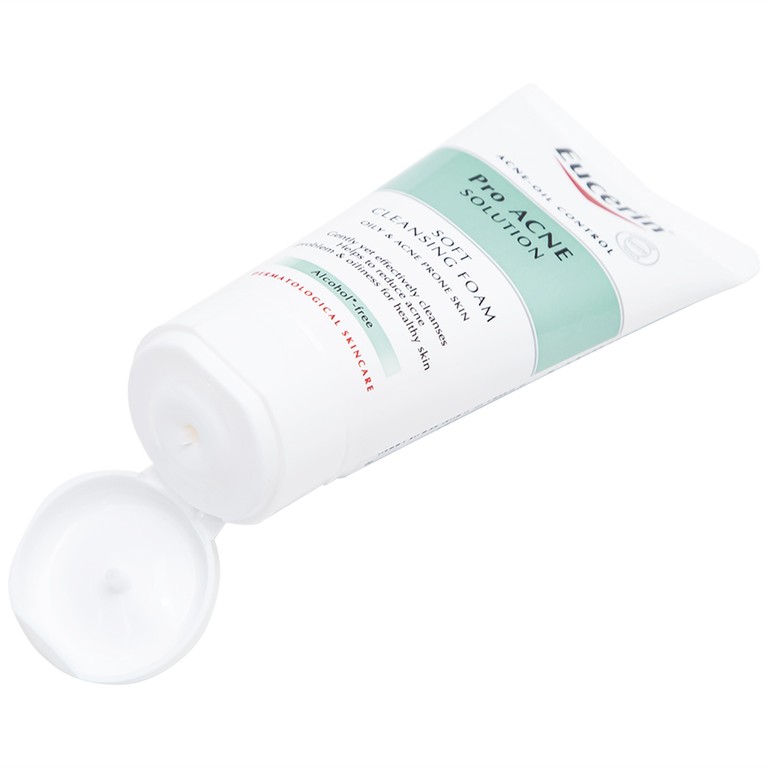 Sữa rửa mặt tạo bọt dịu nhẹ Eucerin Acne-Oil Control Pro Acne-Solution kiểm soát dầu, ngăn ngừa mụn (50g)
