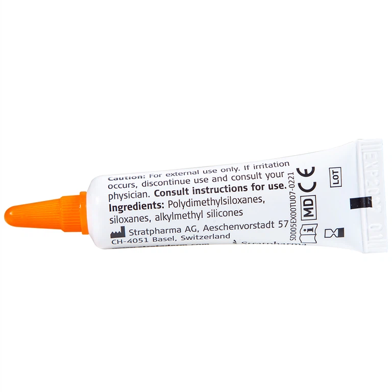 Gel Strataderm hỗ trợ điều trị sẹo lồi, sẹo xấu, sẹo lâu năm (5g)