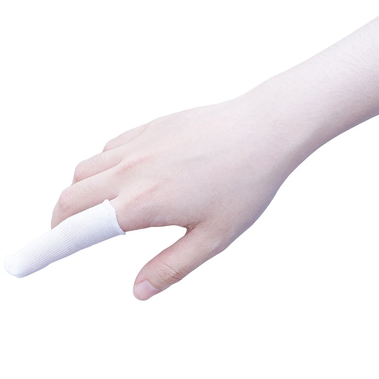 Gạc răng miệng Dr. Care Quang Xanh làm sạch lưỡi, nướu, răng, miệng cho trẻ từ sơ sinh trở lên (30 gói)
