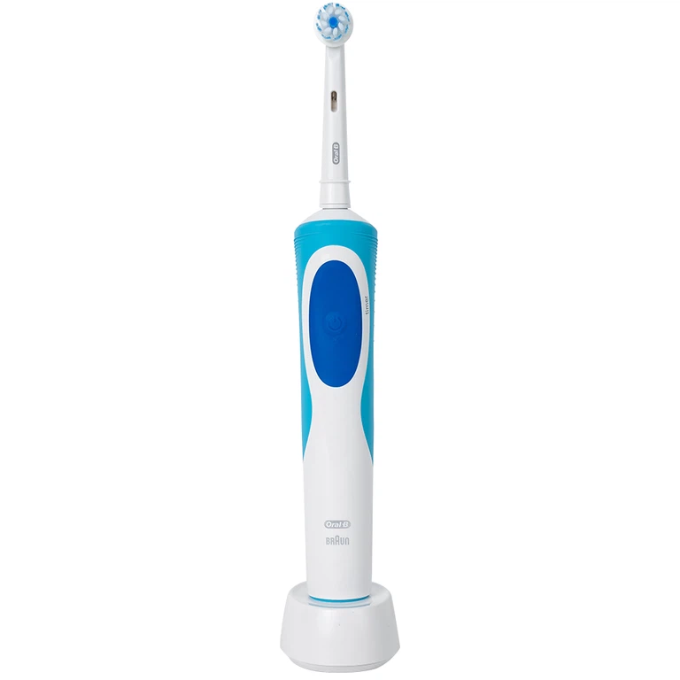 Bàn chải điện Oral-B Vitality Ultrathin D12.513 giúp làm sạch mảng bám trên răng, loại bỏ các vết ố răng