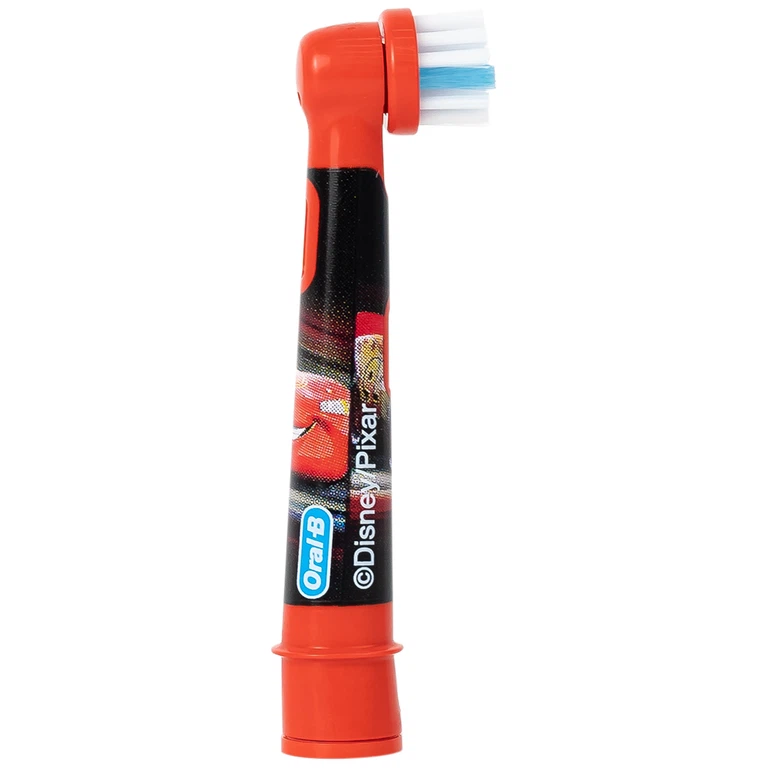 Bàn chải đánh răng trẻ em sạc điện Oral-B Vitality D12 Disney Cars giúp làm sạch mảng bám trên răng một cách toàn diện