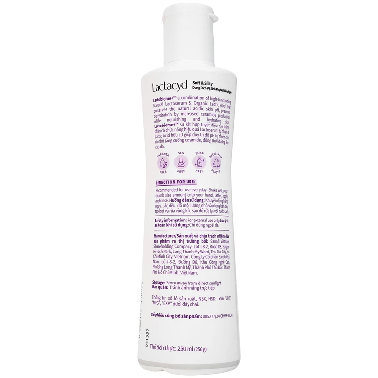 Dung dịch vệ sinh phụ nữ Lactacyd Soft and Silky Sanofi giữ ẩm và bảo vệ da nhạy cảm (150ml)