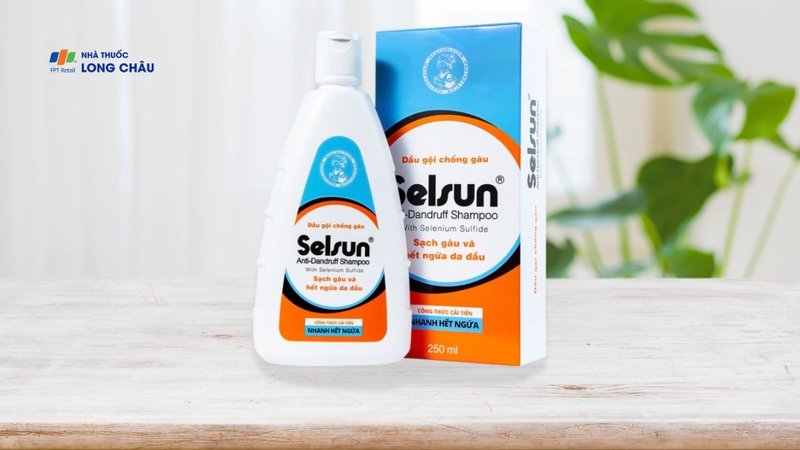 00500348-dau-goi-chong-gau-selsun-rohto-250ml.jpg