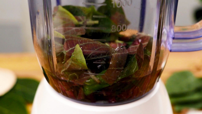 Cách chữa viêm họng bằng lá mơ lông và mật ong