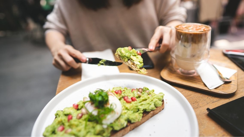 100g quả bơ bao nhiêu protein? Có nên coi đây là nguồn cung cấp protein chính 1