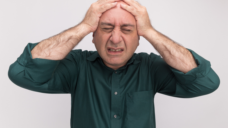 Chóng mặt và mất thăng bằng có thể là dấu hiệu đột quỵ vùng tiểu não, dễ nhầm với rối loạn tiền đình