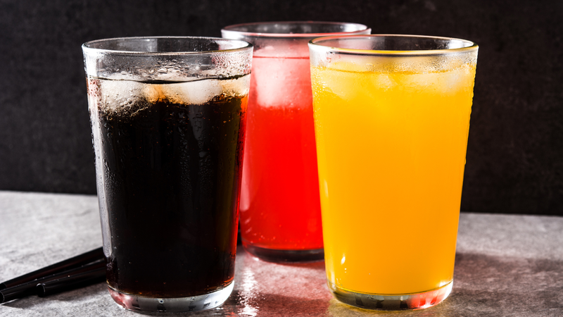 10 loại nước càng uống càng hại thận 2