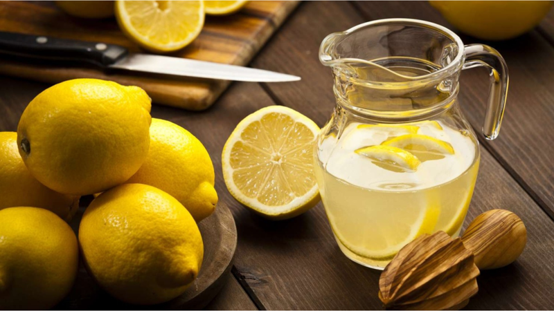 10 lợi ích sức khỏe từ việc uống nước chanh ngày nắng nóng 2