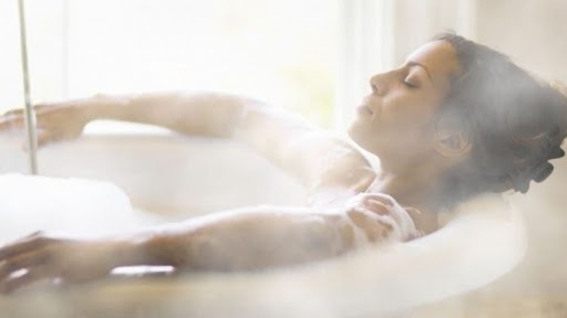 10 nguyên nhân khiến da khô, mất đi độ ẩm ai cũng từng mắc phải 1