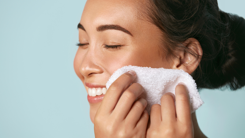 10 sai lầm nên tránh khi tẩy trang mà ít ai ngờ tới 4