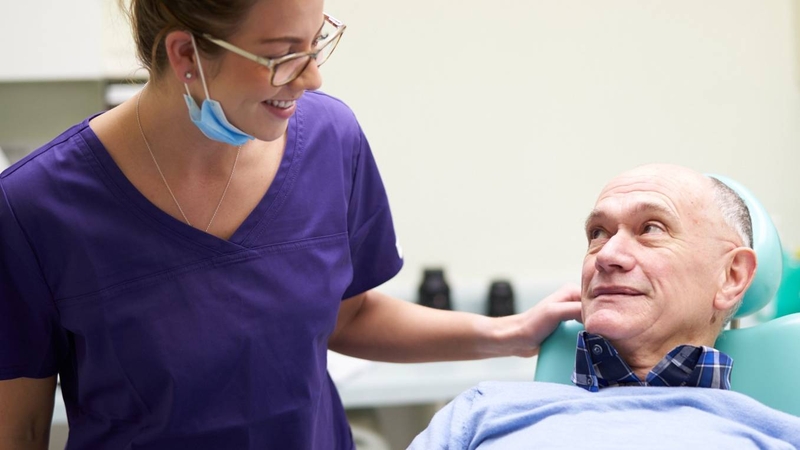 Người bệnh cần được theo dõi nhiều lần trong quá trình điều trị