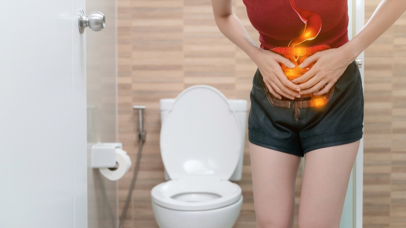 Hormone thai kỳ có thể làm chậm hoạt động của hệ tiêu hóa, gây ra cảm giác đầy bụng, chướng hơi hoặc táo bón