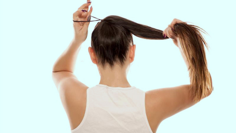 12 Sai lầm khiến tóc bị chẻ ngọn chắc chắn ai cũng từng mắc phải 1