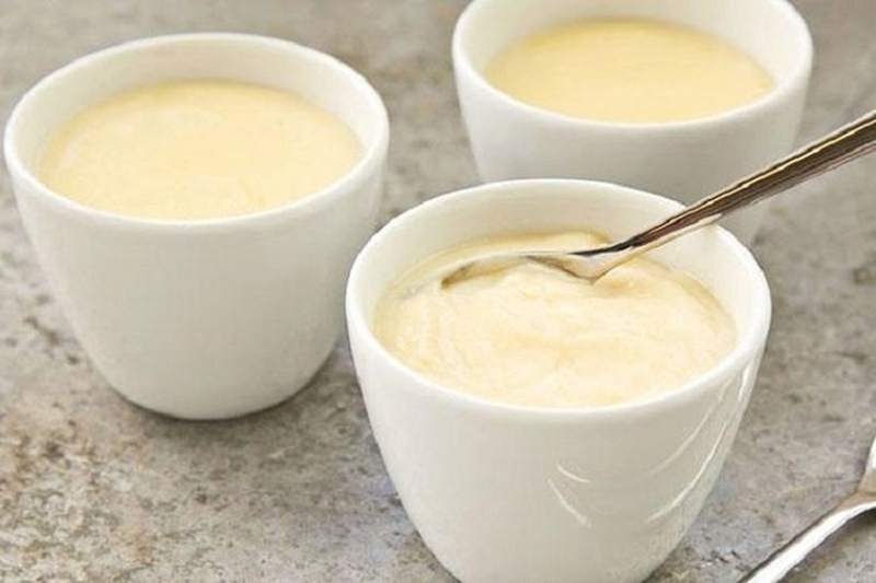 Nên cho trẻ ăn váng sữa vào lúc nào trong ngày? 3