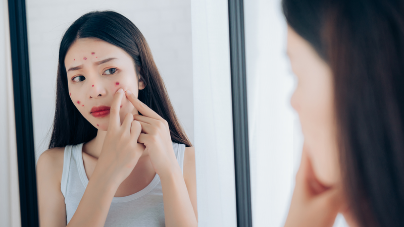 1 năm uống thuốc tránh thai khẩn cấp mấy lần? 3