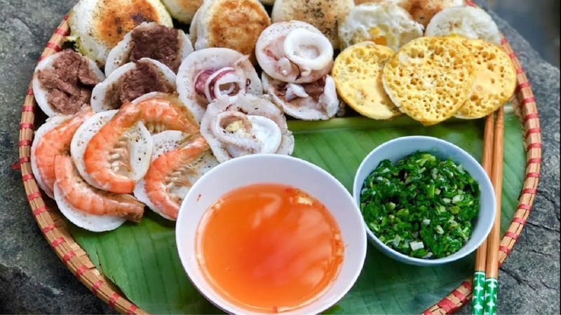 1-phan-banh-can-bao-nhieu-calo-an-banh-can-co-tang-can-khong (1).png