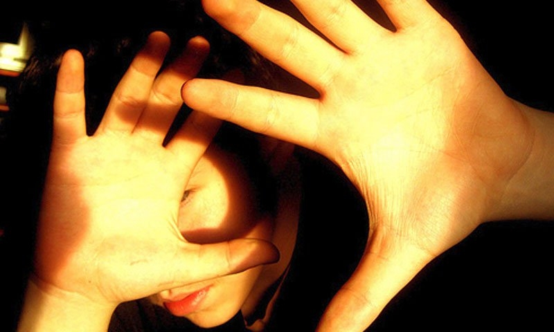 Hội chứng sợ ánh sáng là gì? Nguyên nhân và cách điều trị 1