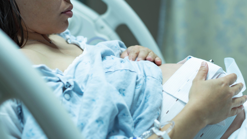 25 tuổi bị khô hạn là do đâu? Cách điều trị tình trạng khô hạn ở phụ nữ trẻ tuổi 1