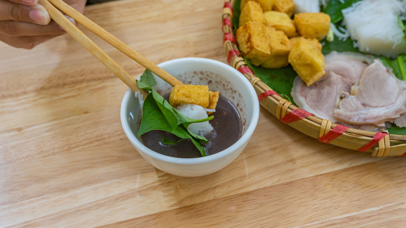 Không nên ăn quá nhiều mắm tôm