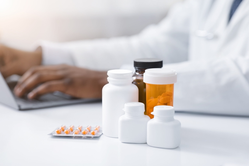 Dù dùng thuốc nào cũng cần tuân thủ chỉ định của bác sĩ