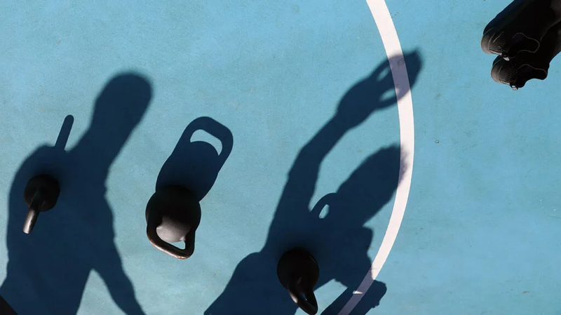 2 phút đi bộ hoặc squat giúp cơ bắp chắc khỏe 1