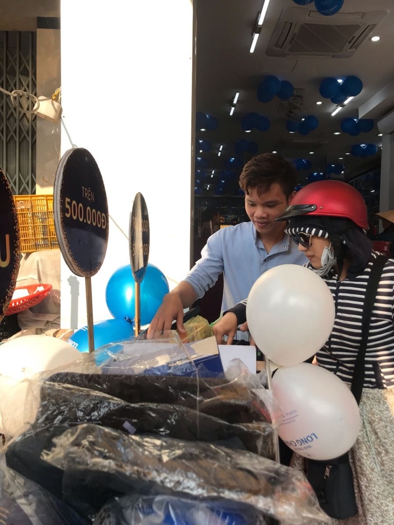 Khai truong Long Chau Nha Be