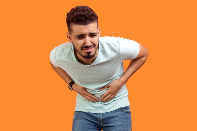 Xì hơi ra váng mỡ là gì? Có nguy hiểm không 2