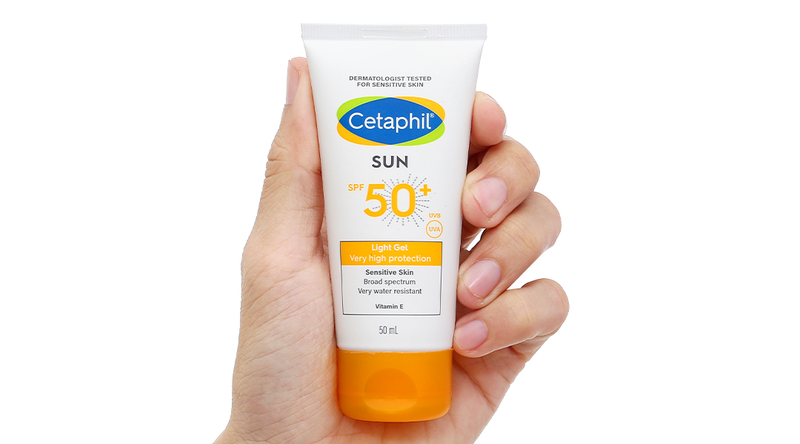 Cetaphil Sun SPF50+ là một trong những dòng kem chống nắng cho mẹ sau sinh lành tính, an toàn và hiệu quả