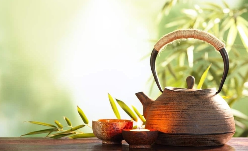 3 tác dụng bất ngờ của lá đinh lăng trong làm đẹp 2