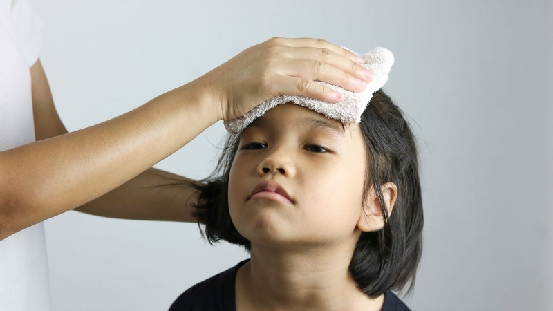 Thuốc hạ sốt cần được sử dụng đúng liều và đúng khoảng cách