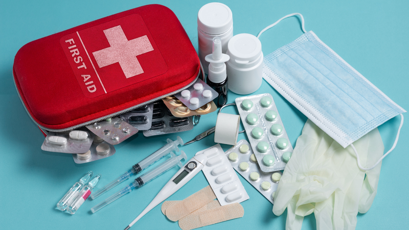 Nên chuẩn bị sẵn túi thuốc nhỏ trước mỗi chuyến đi để kịp thời xử lý các vấn đề sức khỏe