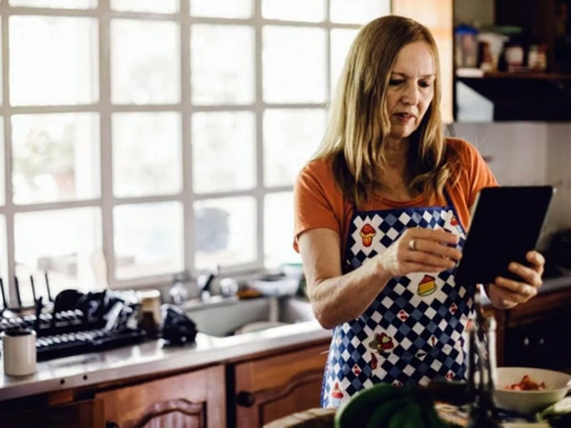 Một chế độ ăn khoa học và phù hợp là điều cần thiết cho phụ nữ trên 50 tuổi