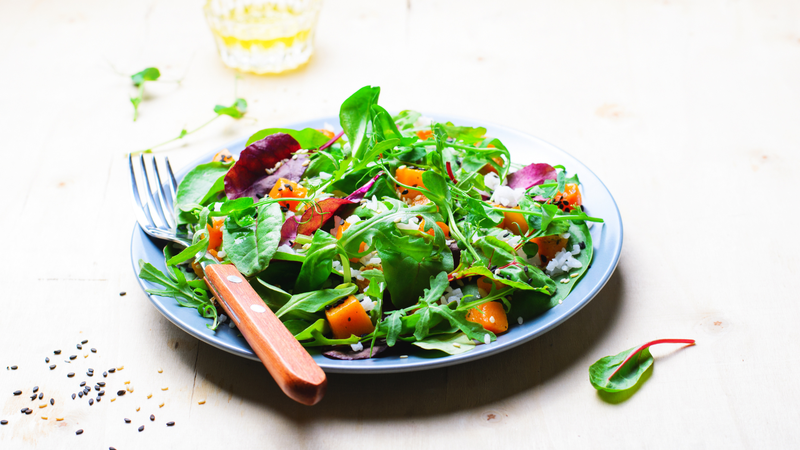 4 công thức salad rau nhanh bổ dưỡng cho bữa trưa văn phòng 3