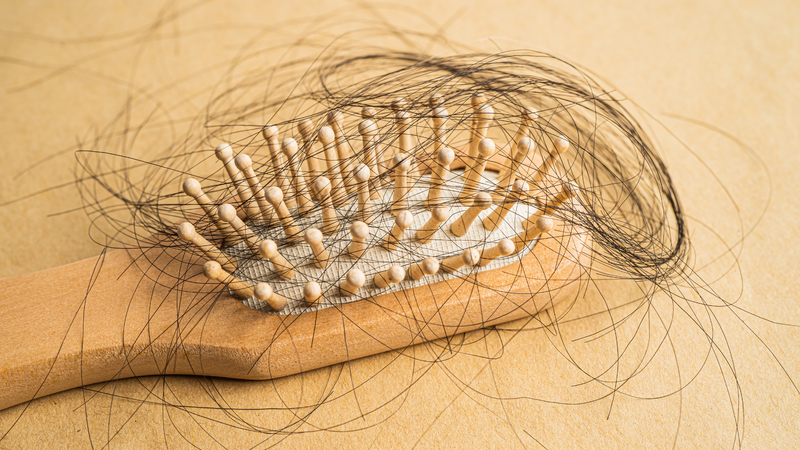 4 dấu hiệu cho thấy bạn đang gội đầu sai cách 4