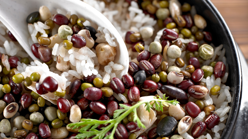 4 loại thực phẩm kết hợp cùng gạo giúp giảm lipid máu, đường huyết 1