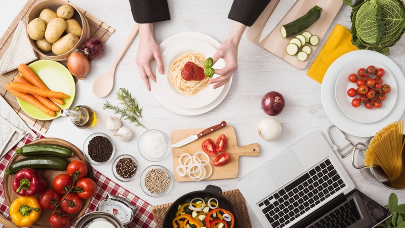 4 lợi ích khi tự nấu ăn để giảm cân tại nhà 3