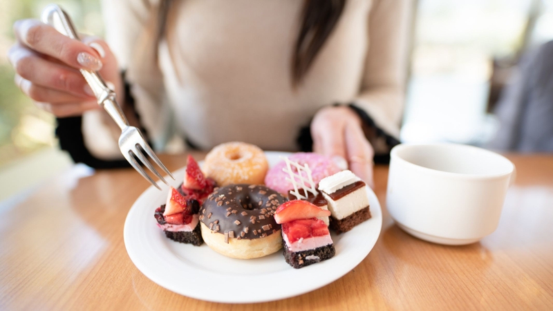 Chế độ ăn sáng nhiều đường còn thúc đẩy quá trình tích mỡ nội tạng, tăng nguy cơ kháng insulin và tiểu đường type 2