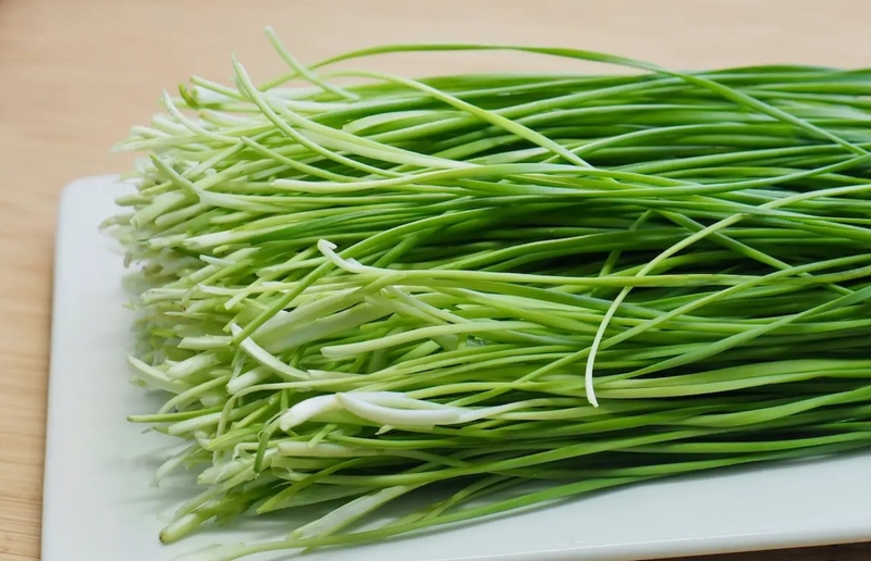 5 cách chữa yếu sinh lý bằng lá hẹ và lưu ý khi áp dụng 1