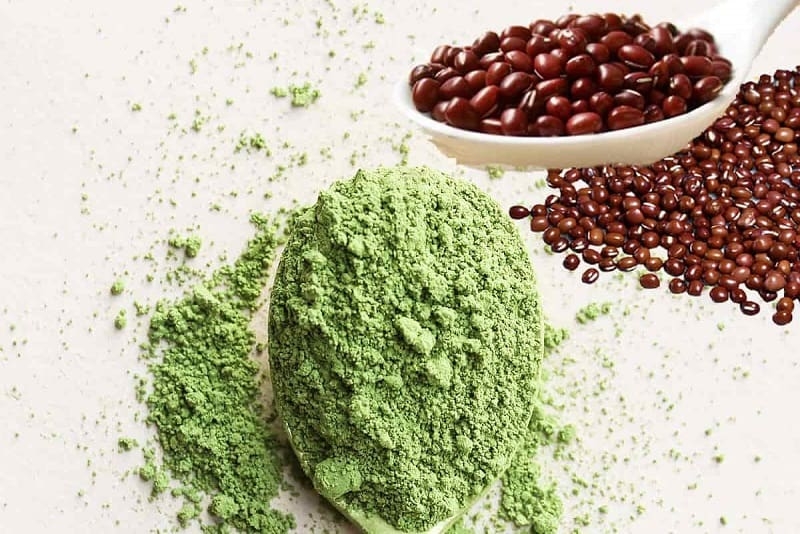 Tắm trắng bằng bột trà xanh và bột đậu đỏ