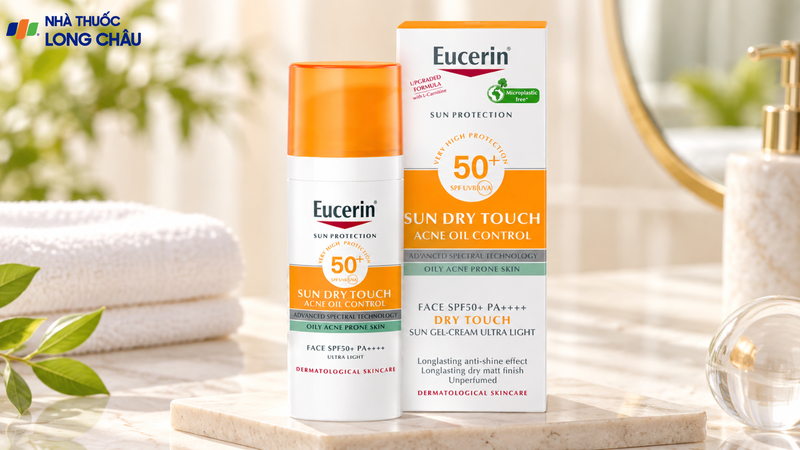 Eucerin Sun Dry Touch Oil Control có kết cấu nhẹ và tạo bề mặt khô thoáng