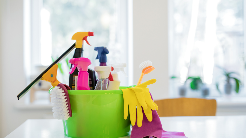 WHO đặc biệt lưu ý cần cẩn trọng khi dọn dẹp hoặc sinh hoạt tại những khu vực có nguy cơ cao