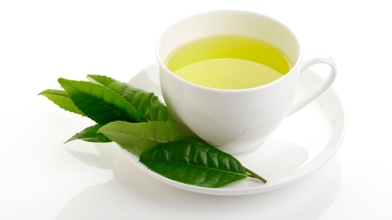 5 loại đồ uống khi bụng đói giúp giảm axit uric cao 1