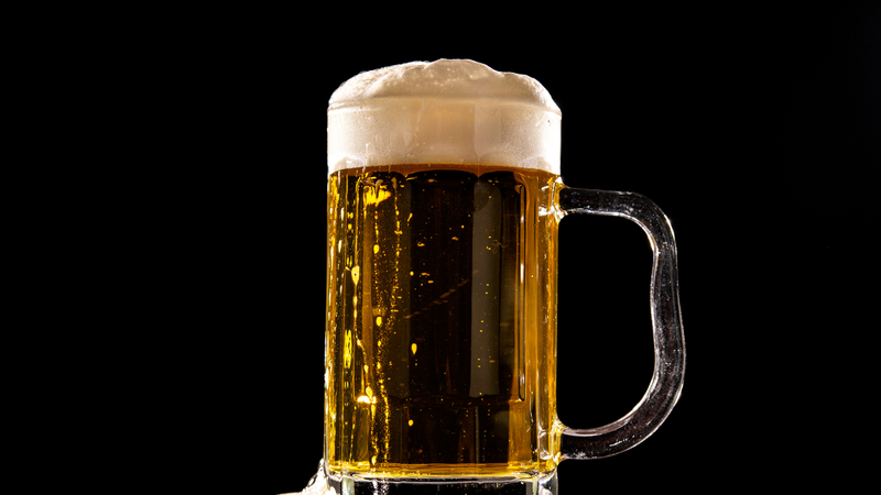 Rượu bia sau buổi tập có thể khiến cơ đau nhức hơn