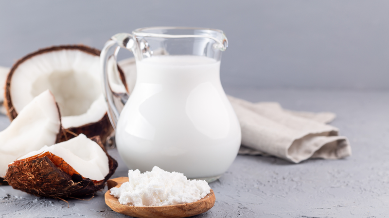 5 lợi ích của sữa dừa đối với làn da và mái tóc 1