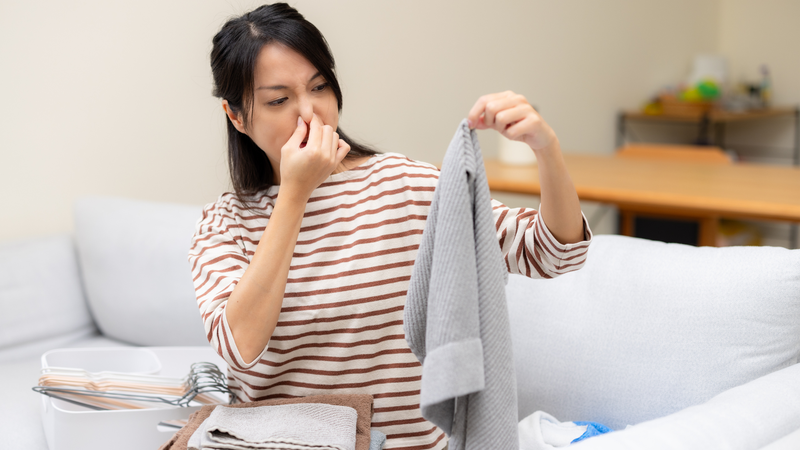 Nên thay khăn tắm khi có mùi, nấm mốc, xơ cứng hoặc rách nhiều